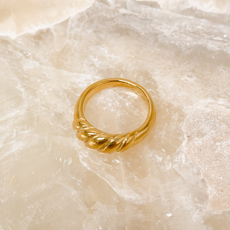 Thin Croissant Dome Ring - 18k Gold Filled